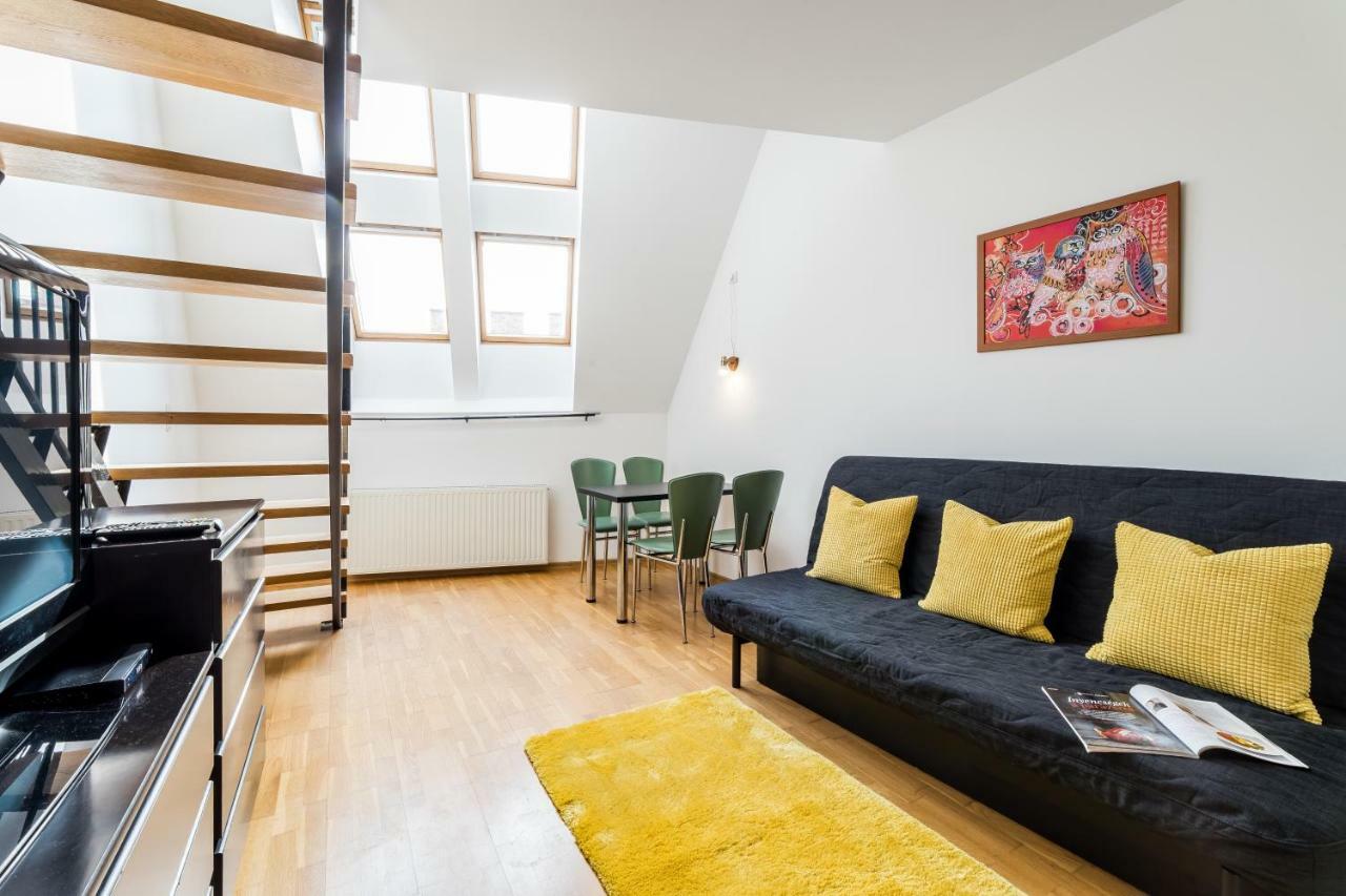 Bpr Soho Boutique Home With Ac Budapeşte Dış mekan fotoğraf