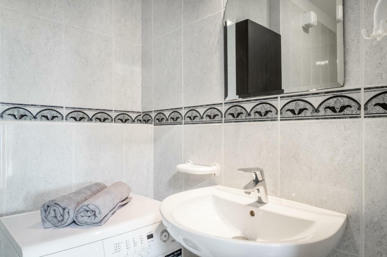 Bpr Soho Boutique Home With Ac Budapeşte Dış mekan fotoğraf